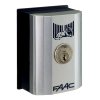 KEY SWITCH T10 E W/LOCK N 01 — Ключ выключатель Т10 Е, комбинация №1 монтаж в стойку или на стену с одним микровыключателем